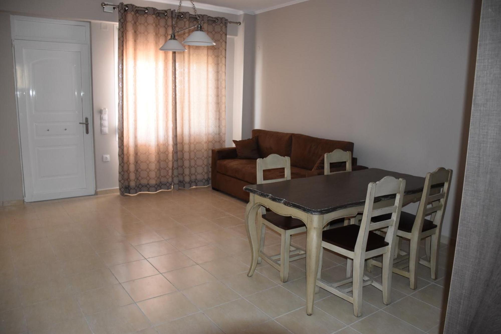 Aperanto House Paralia Loutsas Room photo